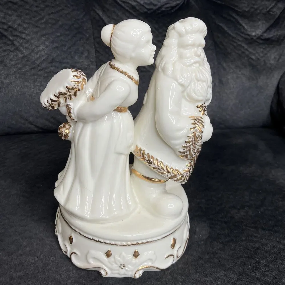 Vintage Christmas Santa Claus Mrs Claus Ceramic Figurine 9